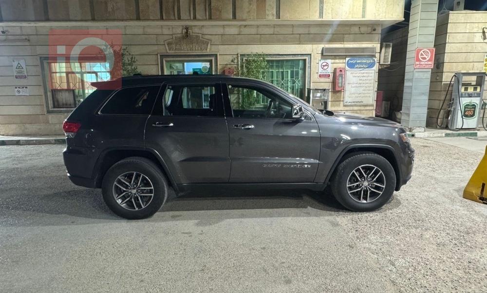 جيب جراند شيروكي